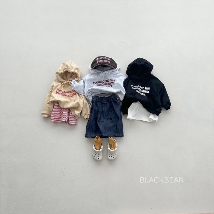 B640【即納】play hoodie
