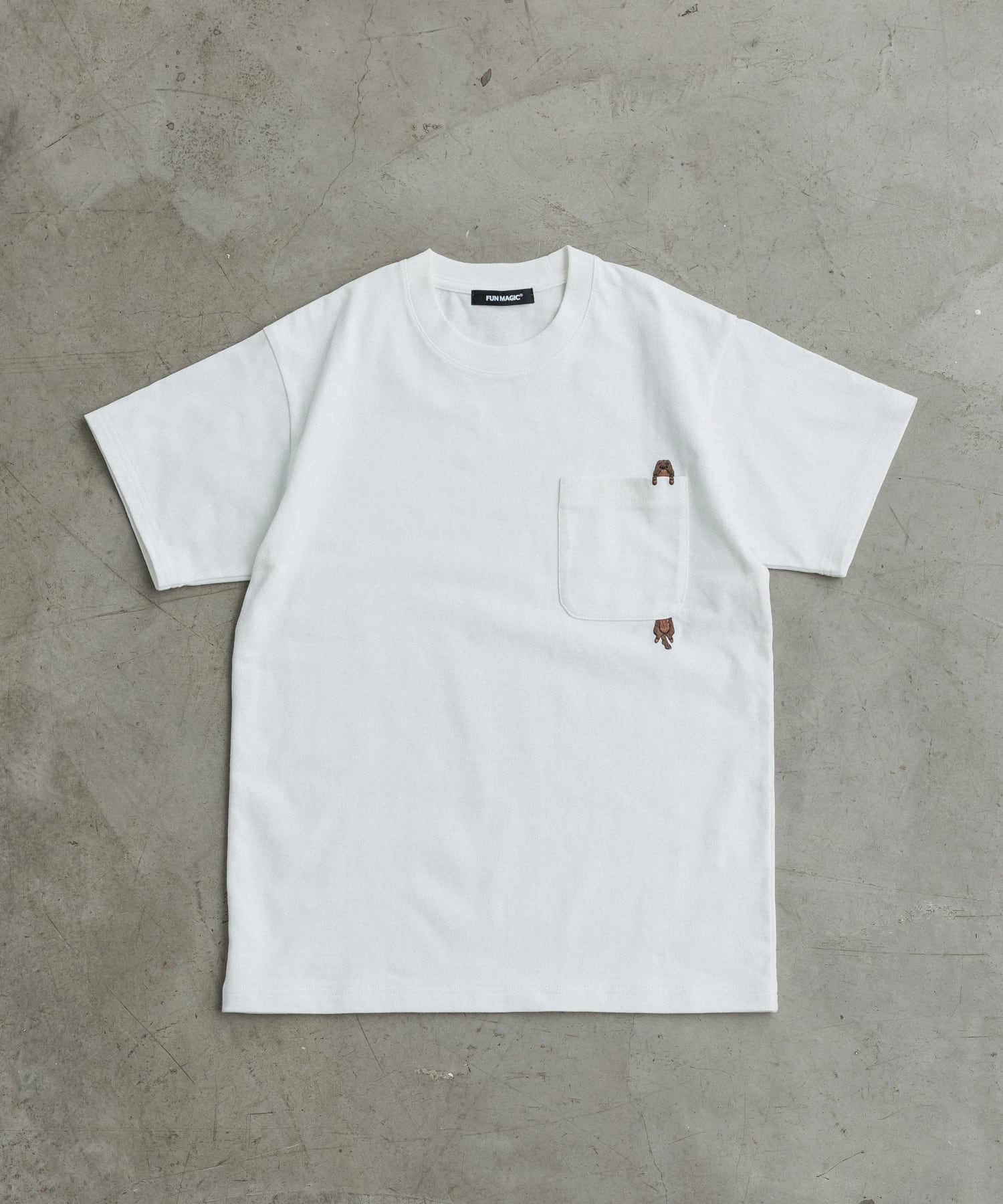 PREMIUM WAVE EMBROIDERY POCKET TEE WHITE