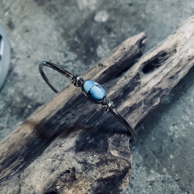 Goldenhill Turquoise Bangle