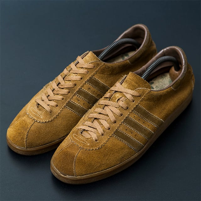 adidas tobacco タバコ カナダ製