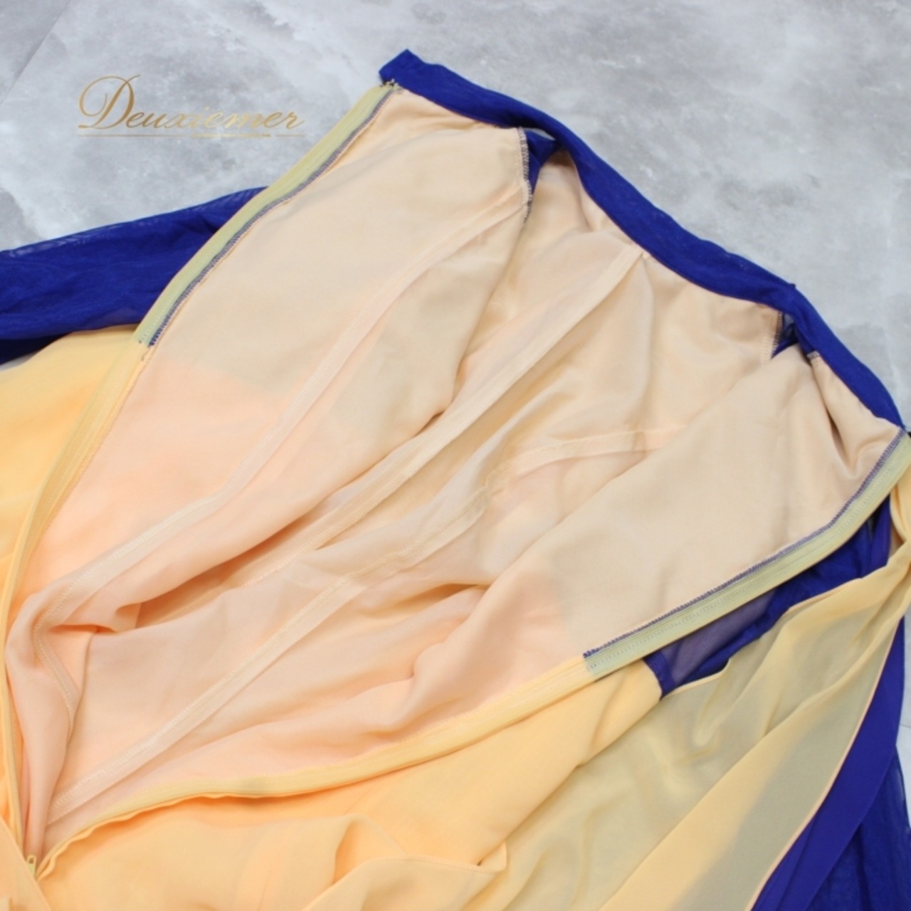 社交ダンス 衣装 スタンダード ドレス ワンピース パーティ衣装 女性用 レディース オールシーズン U:NA ユーナ 青 ビジュー オレンジ系 ブルー系 フロート 長袖 クラシック エレガント 軽やか フラワー デザイン カラフル おしゃれ 踊りやすい