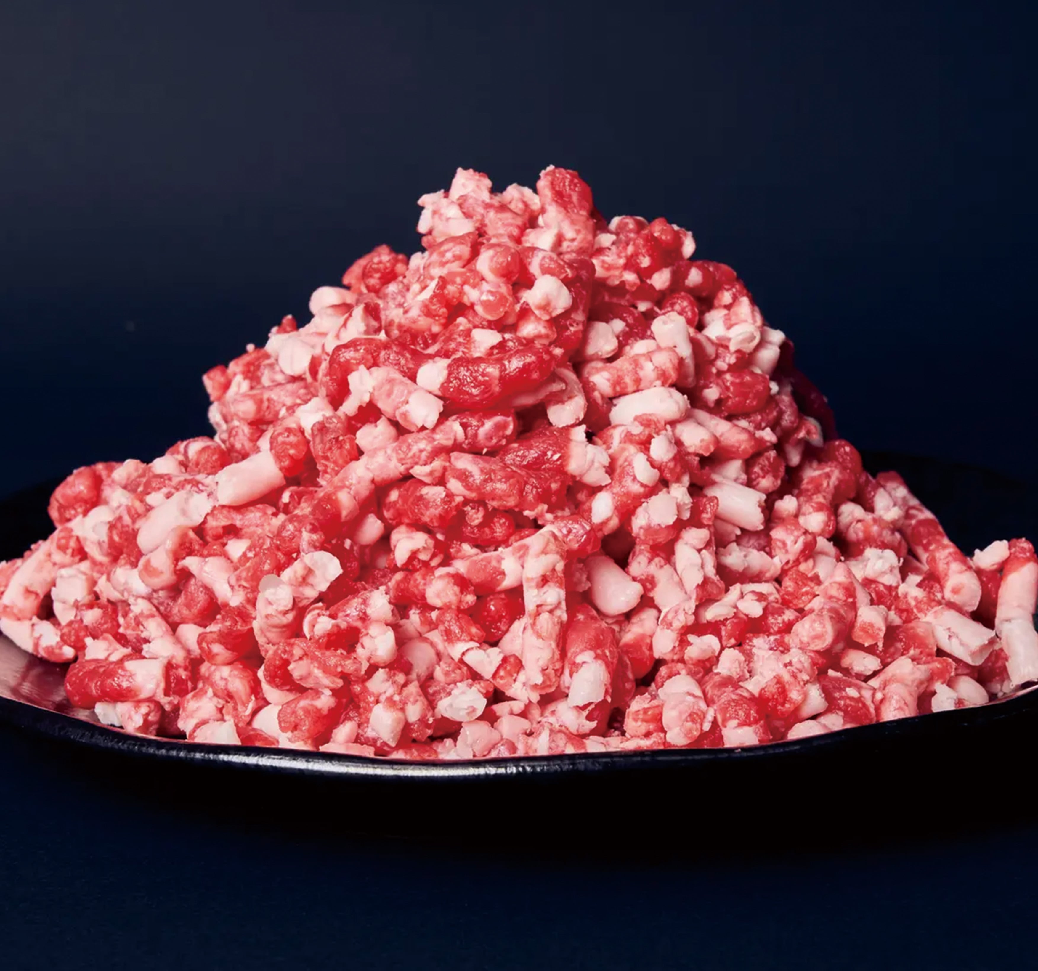 《送料無料》和牛100%ミンチ 1kg 凝縮された香りとうまみ!和牛オリンピック日本一の農場からお届け