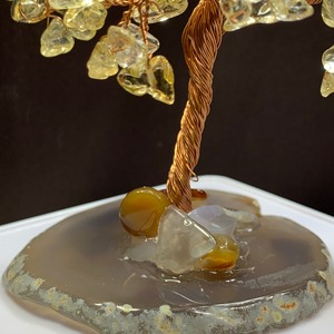 no5.綺麗な色合い天然石ツリー・シトリン