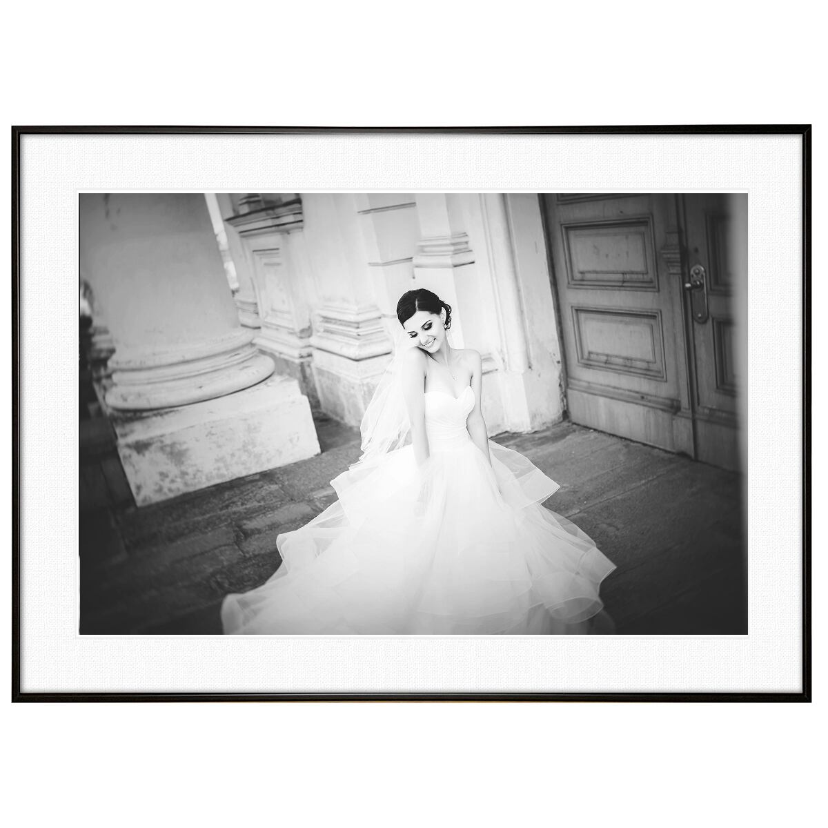 人物写真 ウェディングドレスを着た女性 インテリアアート モノクロポスター額装 AS3071