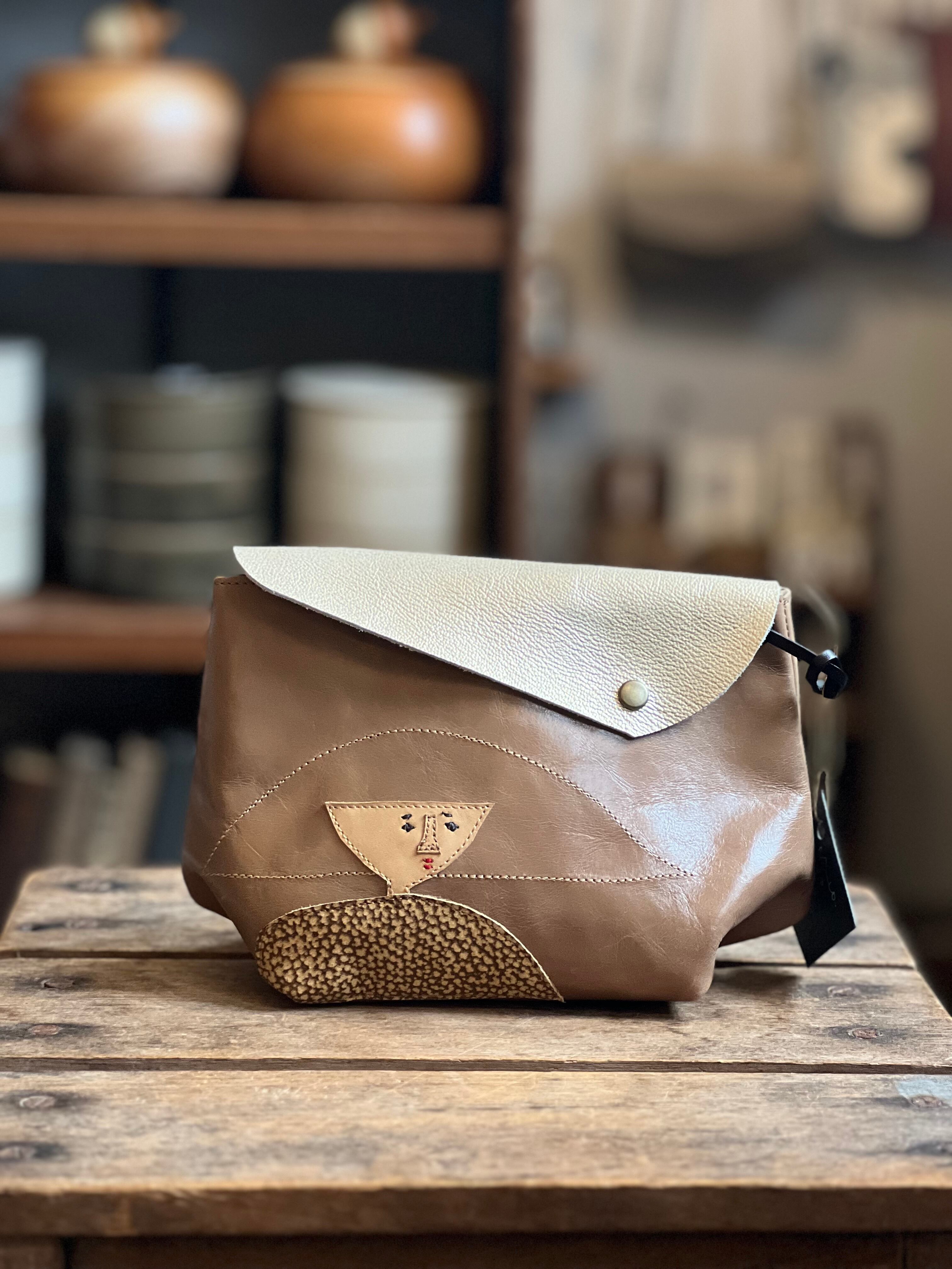 aco.革のショルダーバック おかっぱ