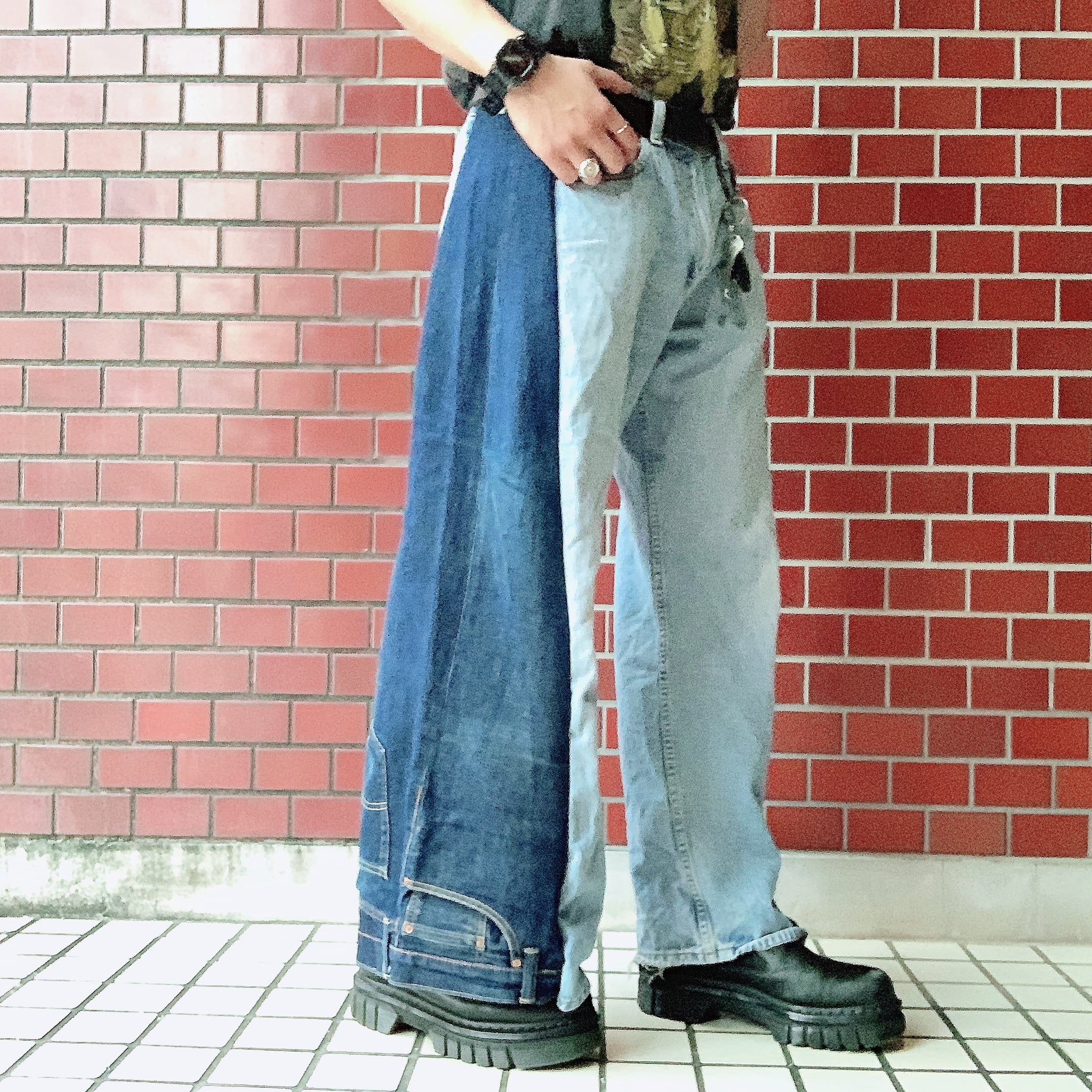 ワイドシルエット】再構築 ドッキング フレア リメイク デニム