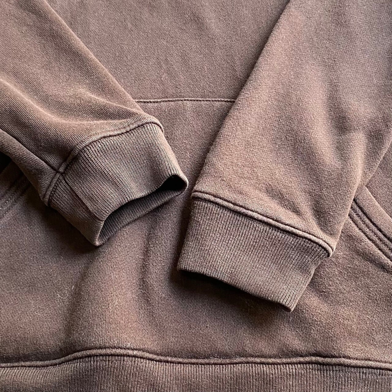 Carhartt カーハート ロゴ プルオーバー スウェットパーカー