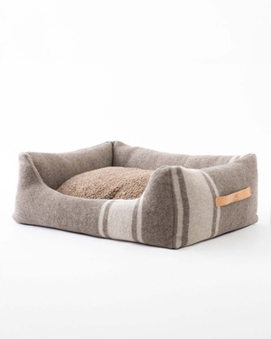 2.8 Henri - Recycled Wool Dog Bed M (White)