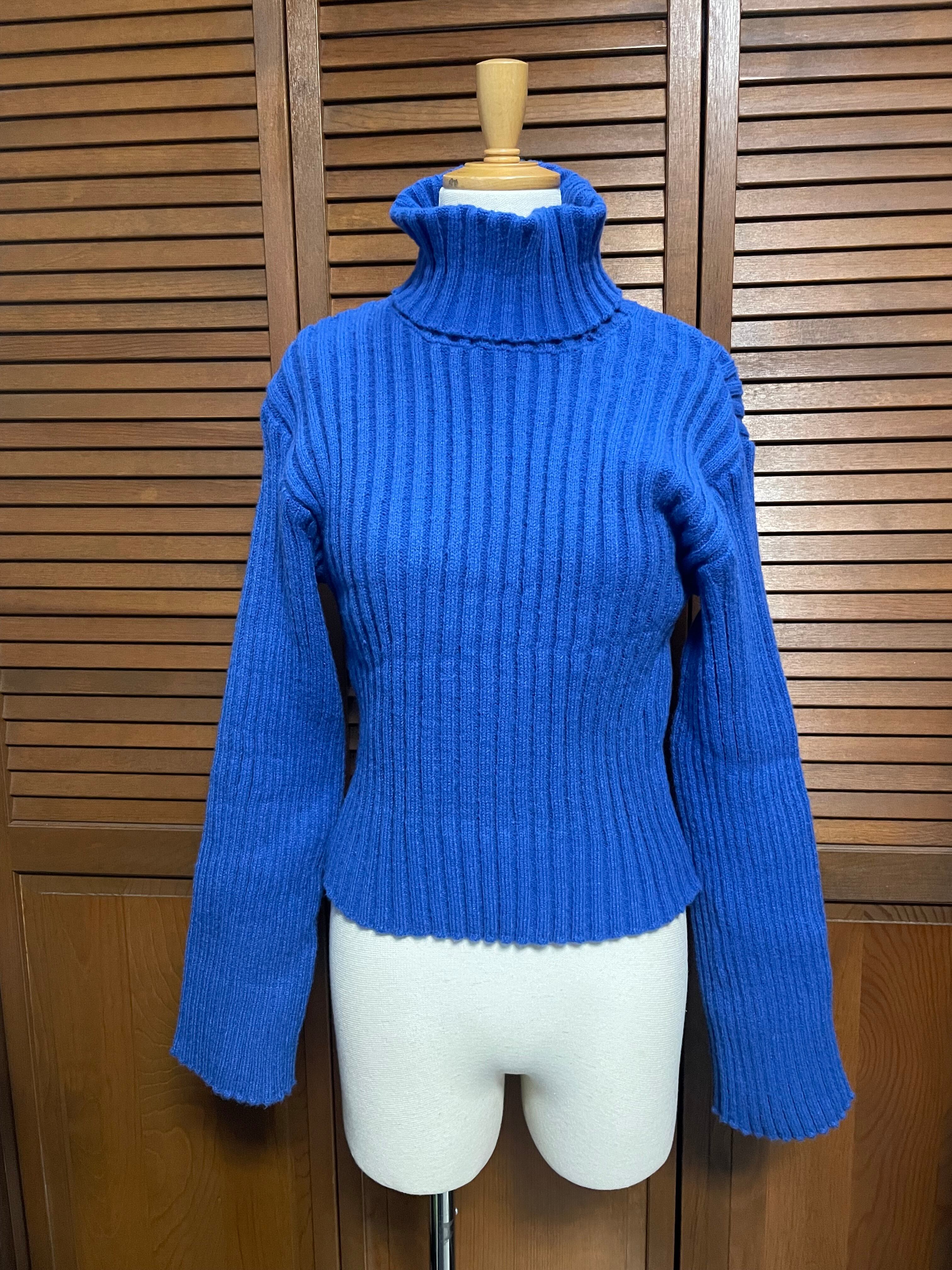 【ルシェルブルー】 リブ クロップド ニット タートル ニット LE CIEL BLEU（ルシェルブルー）の「リブクロップドニットトップス