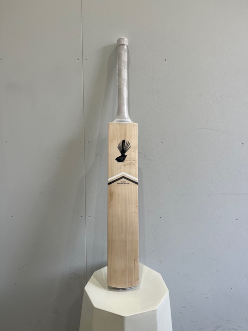 Fantail Cricket English Willow Grade 3 Bats SH -White Minimal 2501