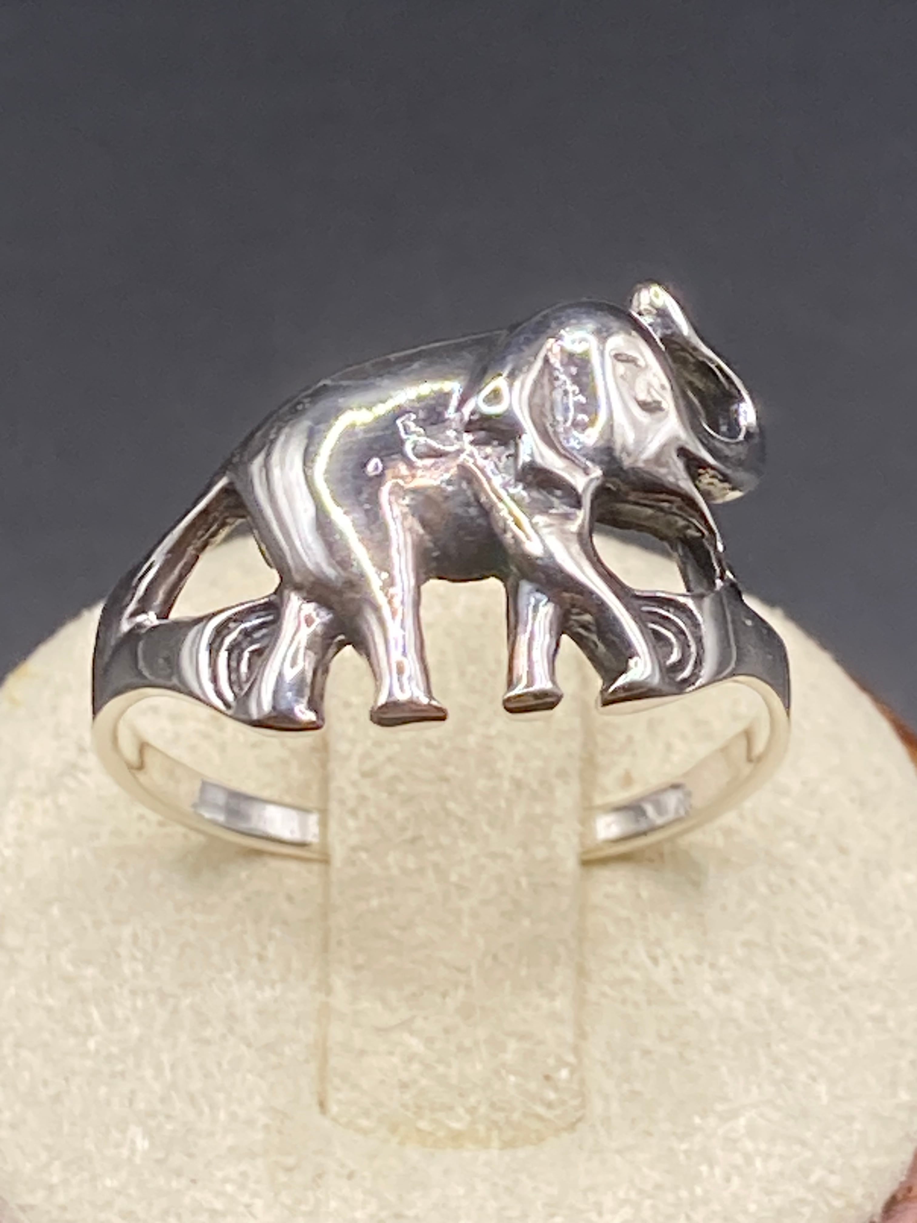 バリ 木彫り 空飛ぶカエル | thirdeyenet