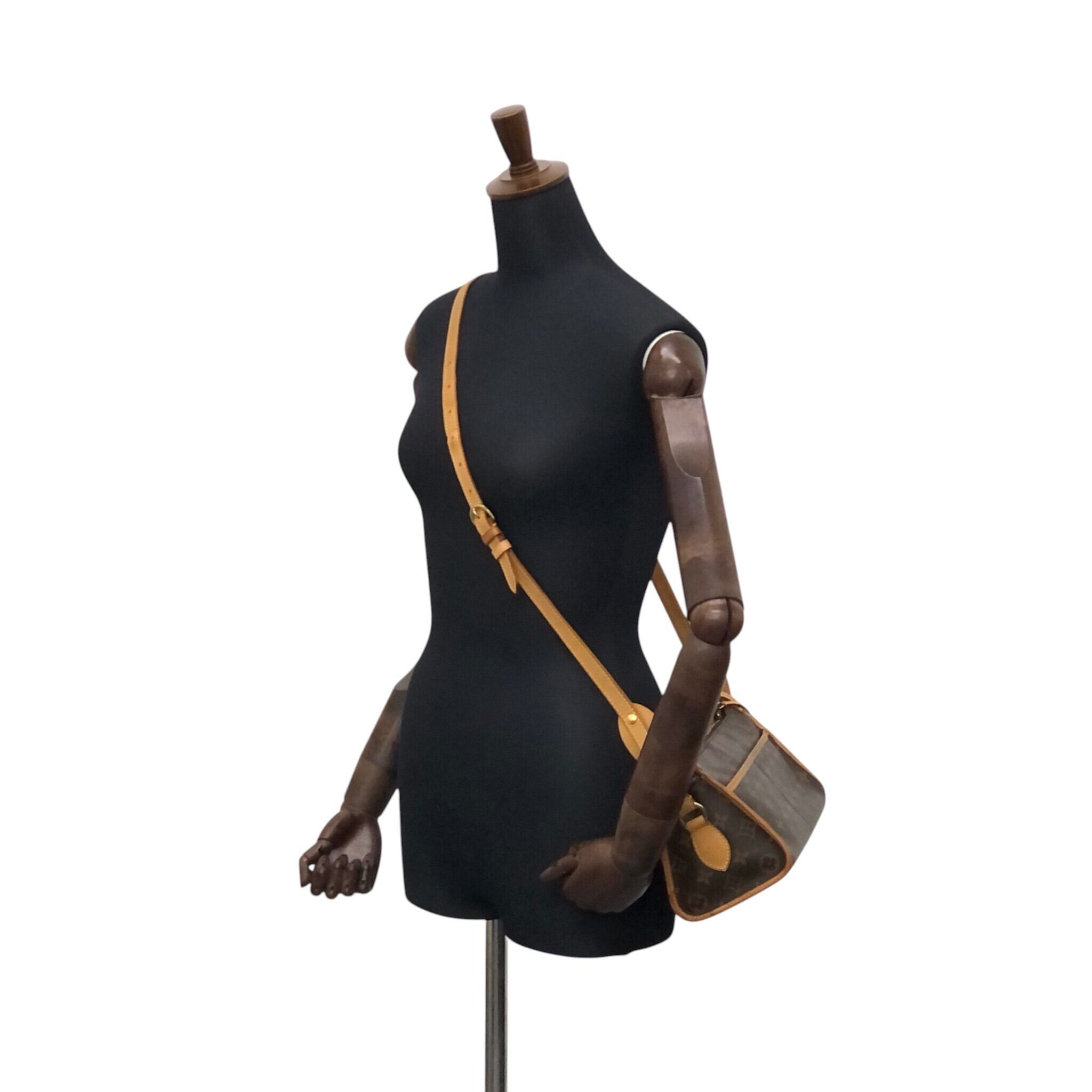 LOUIS VUITTON ルイヴィトン ポパンクール モノグラム ショルダー