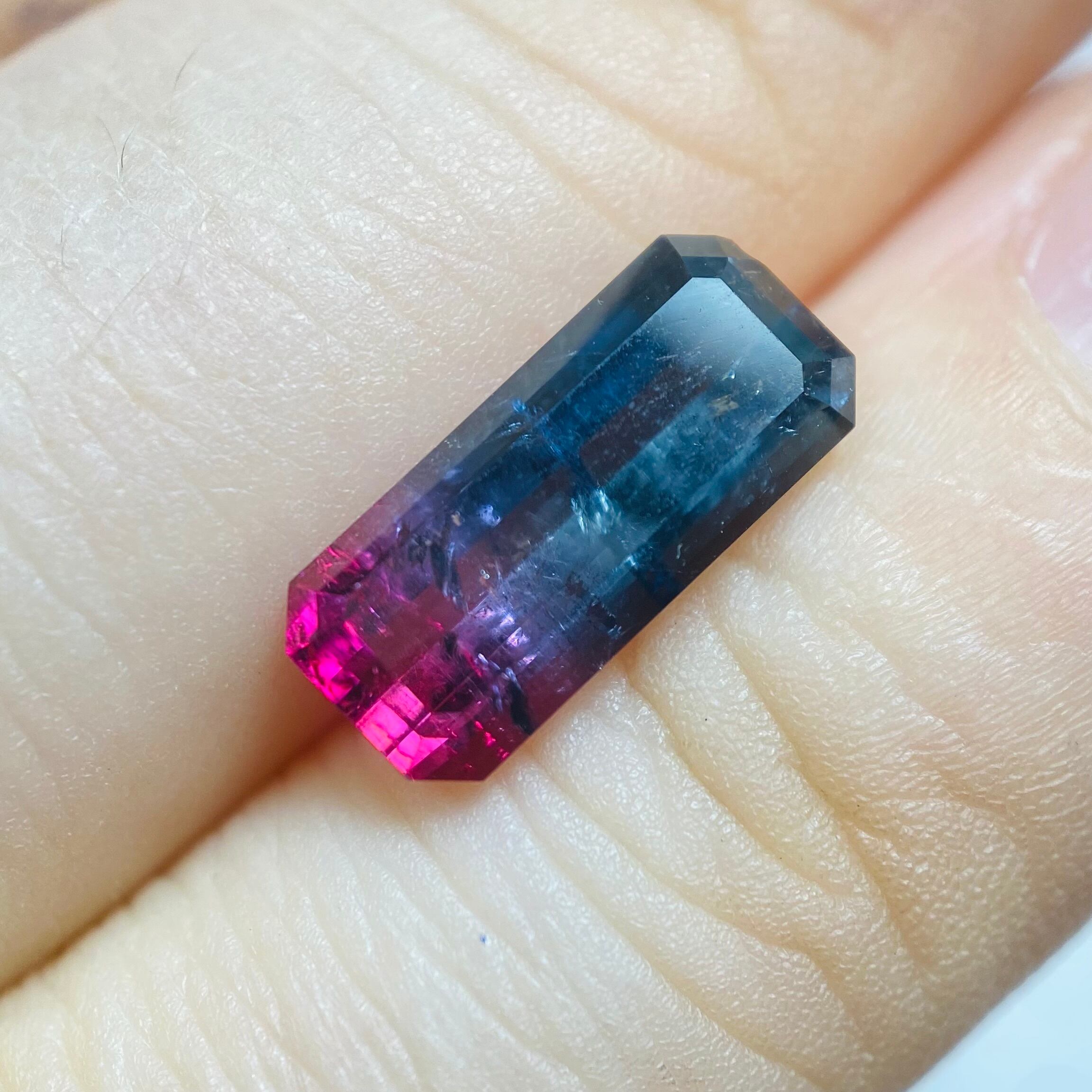 藍とフューシャピンクの美色バイカラートルマリン
