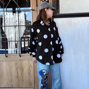 ドットブラウス