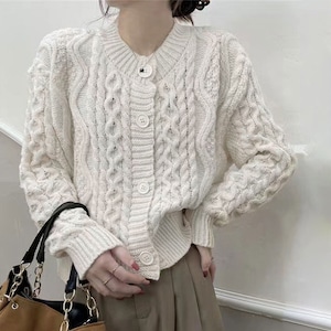 ケーブルニット カーディガン ざっくり編み レディース 秋冬 韓国 防寒 保温 おしゃれ きれいめ 大人 カジュアル ゆったり ドロップショルダー ケーブル編み ニットカーデ 大人可愛い 大人女子