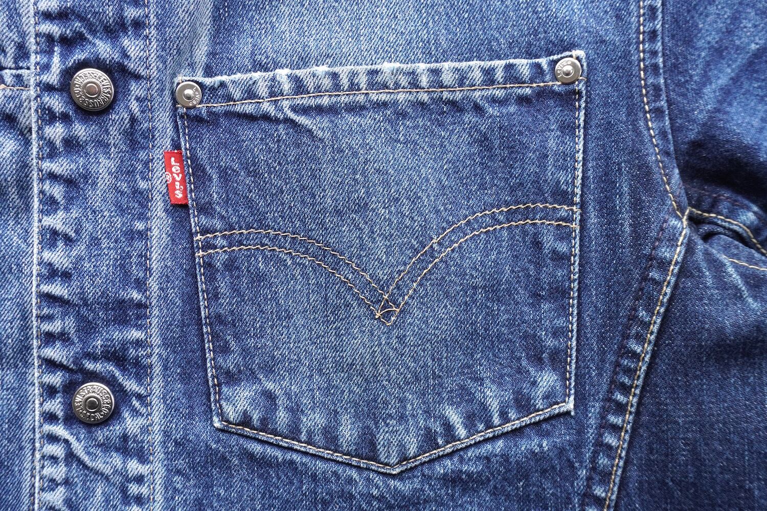 2000's [Levi's] 