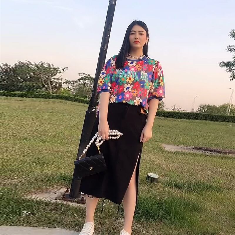 サマーFlowerデザイン Tシャツ シャツ ルーズスカート 大きめサイズ 夏物 フラワーデザイン ミックスインファッション6106147996