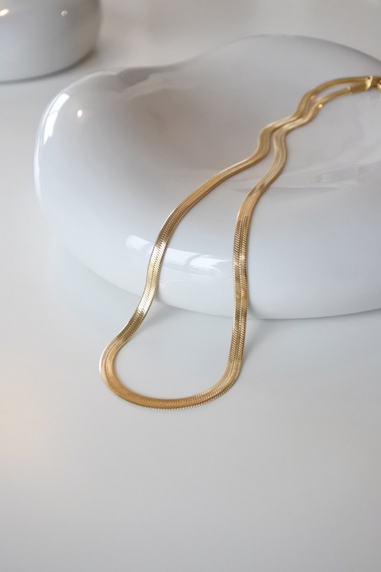 wide snake chain necklace