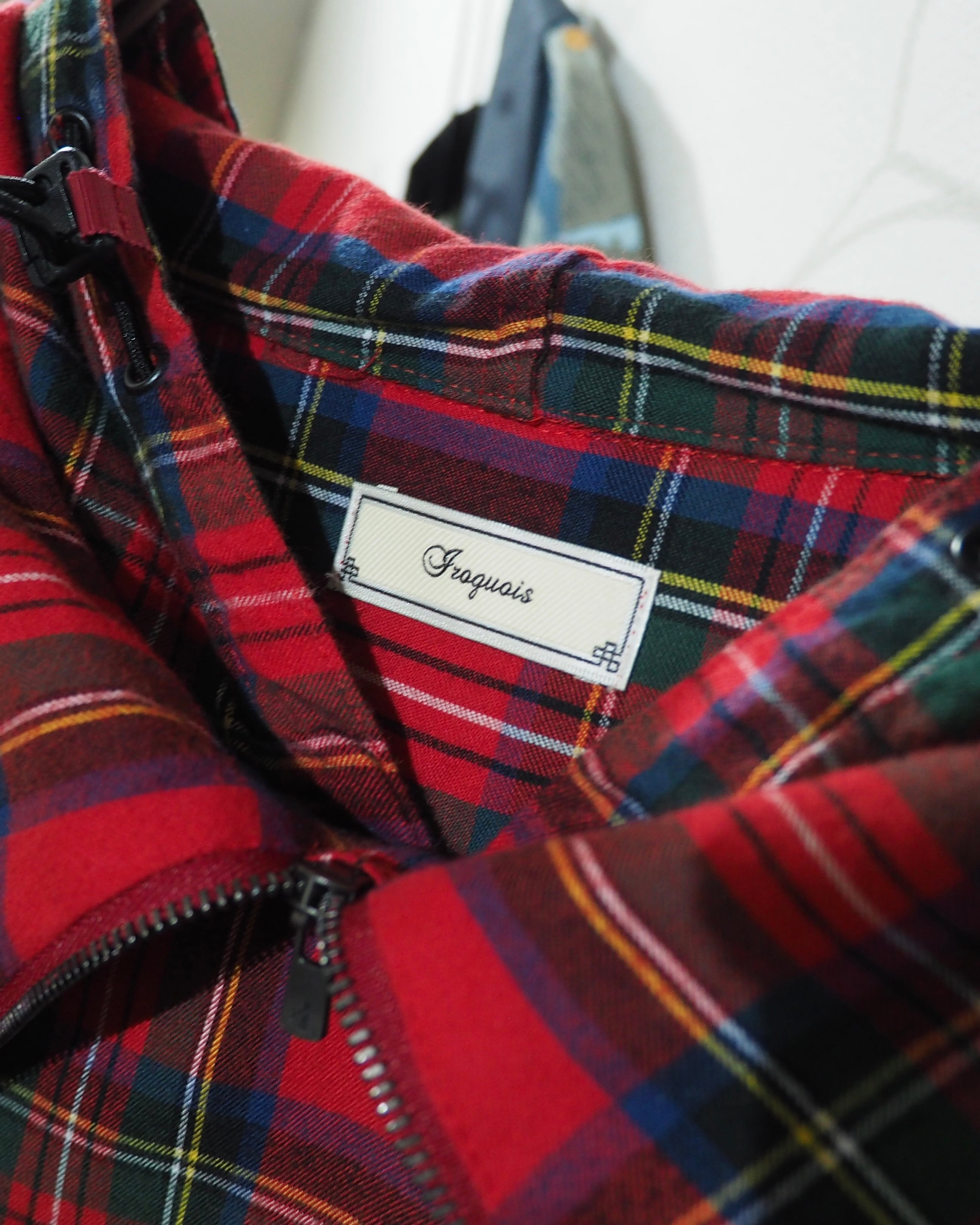 " Iroquois ‐ 変形 " Tartan check pattern Over silhouette Hoodie