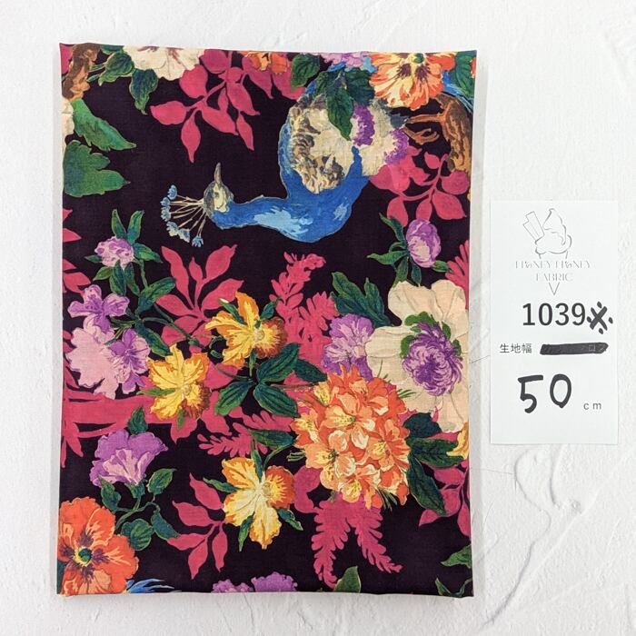 《1039》◆輸入 リバティ LIBERTY タナローン カットクロス ハギレ ※インク抜け(点)あり