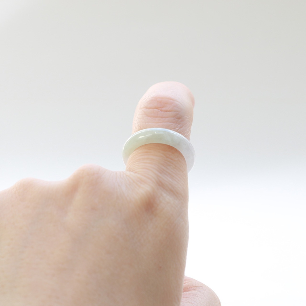 【13号】氷翡翠くり抜き甲丸リング A貨翡翠 jd_rg2149