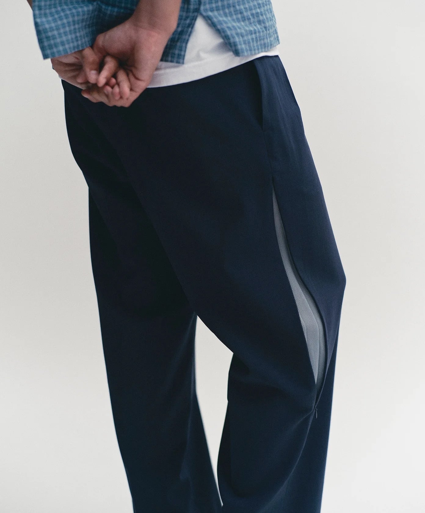 VENTILATION WIDE SLACKS｜SEDAN ALL-PURPOSE | 服と日用品 SLOPE