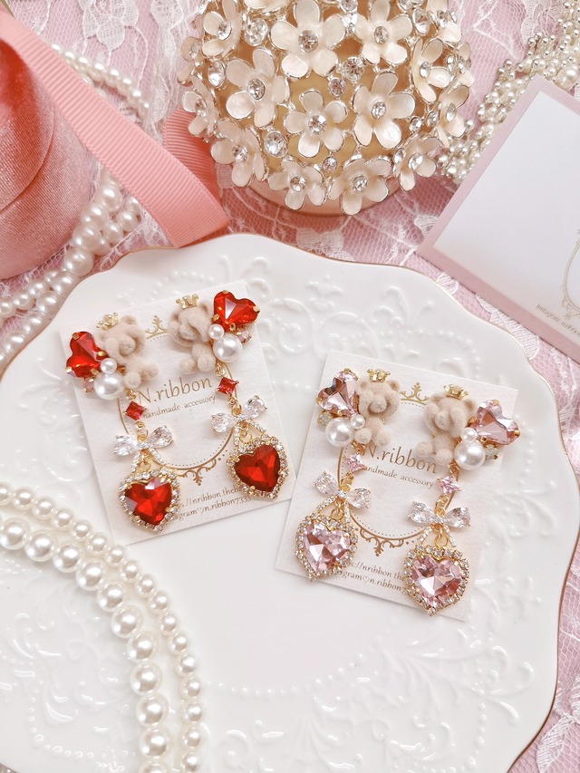 《めかくしテディベアとgirlyハートチャーム》ピアス/イヤリング