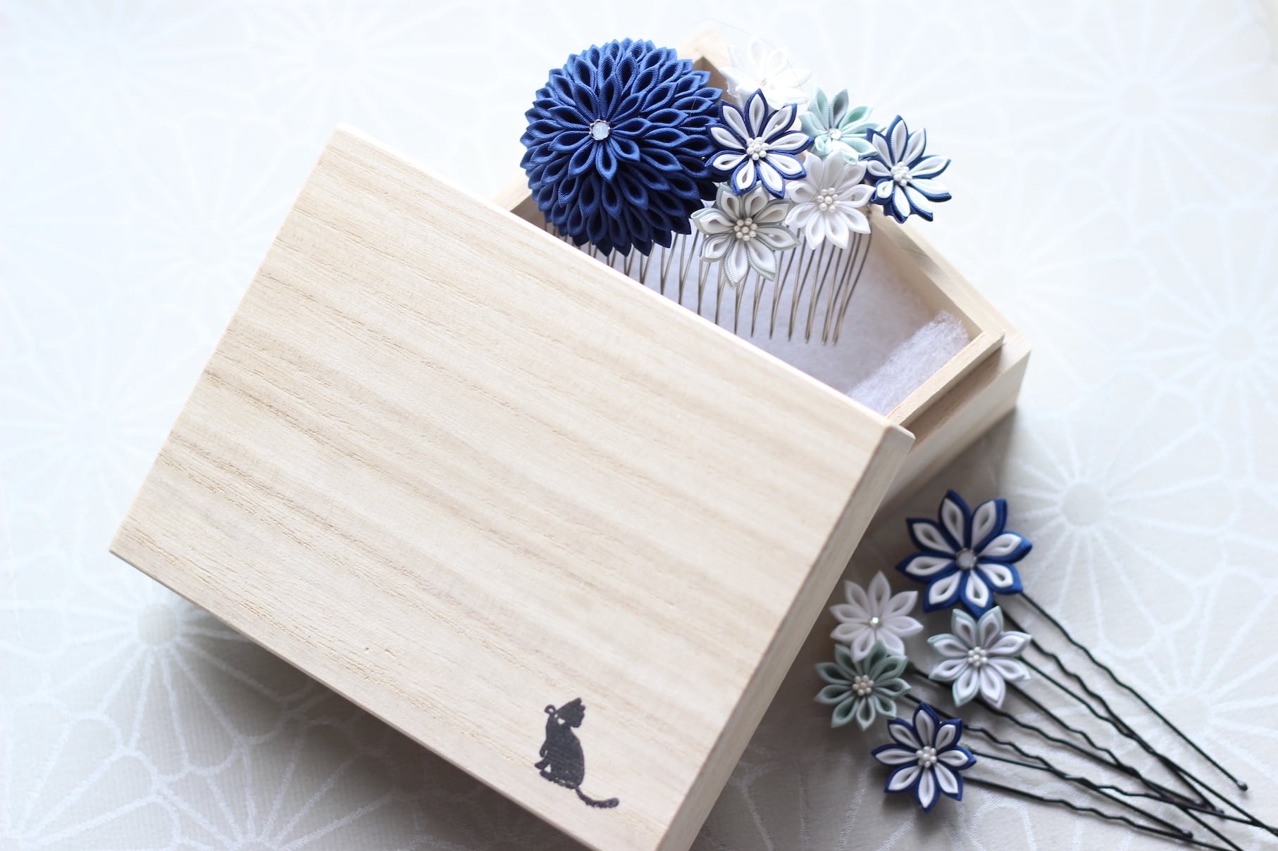 つまみ細工 コームとUピンのセット