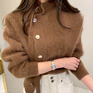 【送料無料】 ニットカーディガン  ボタン  無地  長袖  大人可愛い  カジュアル系  シンプルデザイン  ハイネック  こなれ感  暖かい  暖かコーデ   厚手生地  レディースファッション  30代・40代  可愛い  ふわふわ  冬  お出かけ・女子会・デイリーユース