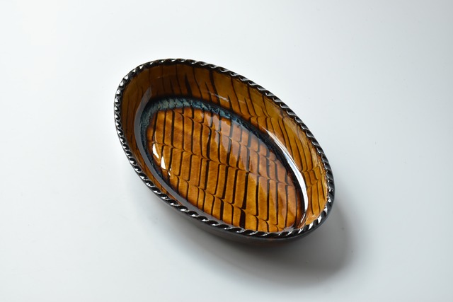 小代焼ふもと窯 / 井上尚之 : 楕円皿 (大) スリップウェア ④