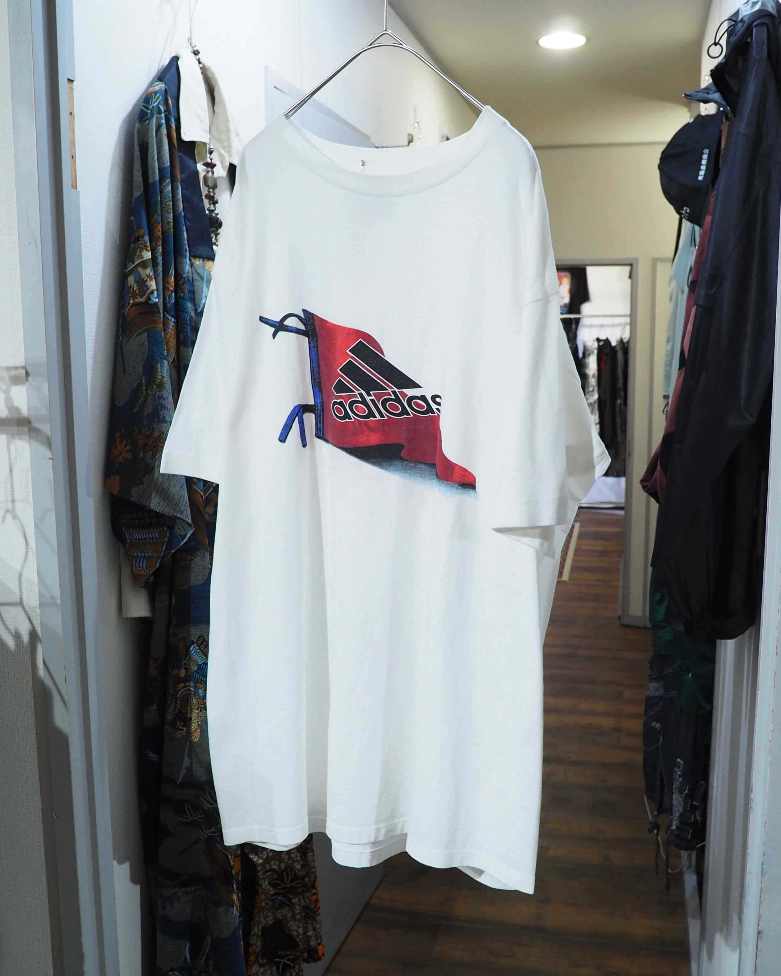 2000s ” Old adidas ” Flag logo printed vintage loose Tee