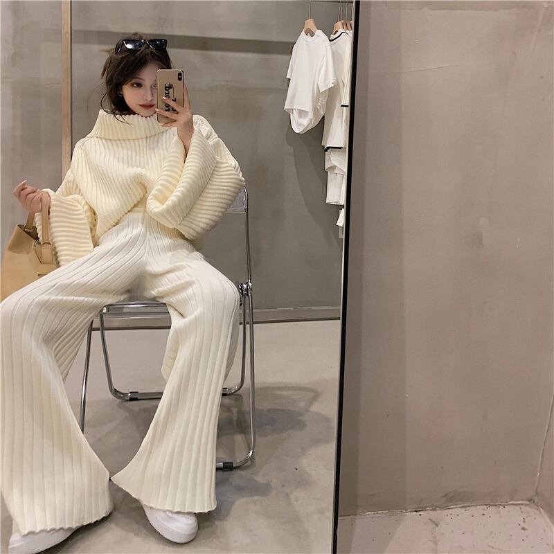 セーター ルーズショートニットオータムウィンタートップス 秋物 冬物 ブラックストロベリース24927809734