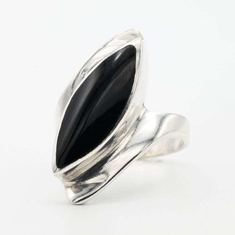 Black Onyx Accent Modern Wide Style Ring #14.5 / Denmark