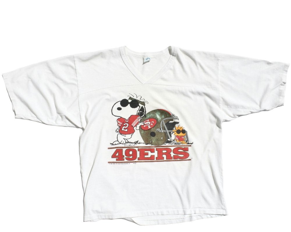 トップス BOOTLEGGERS SNOOPY SAN FRANCISCO t-shirt Snoopy x San Francisco 49ers football shirt, tee, hoodie