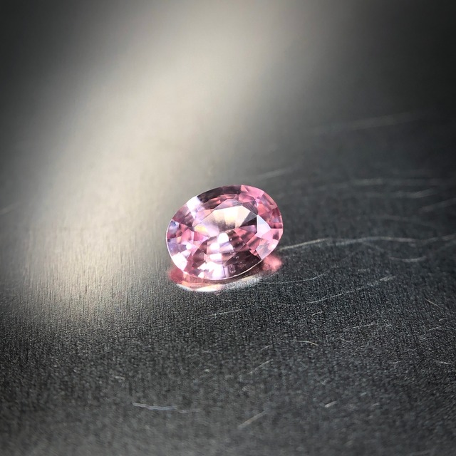 繊細にきらめく睡蓮色 0.16ct 天然 パパラチアサファイア DGLソーティング付属