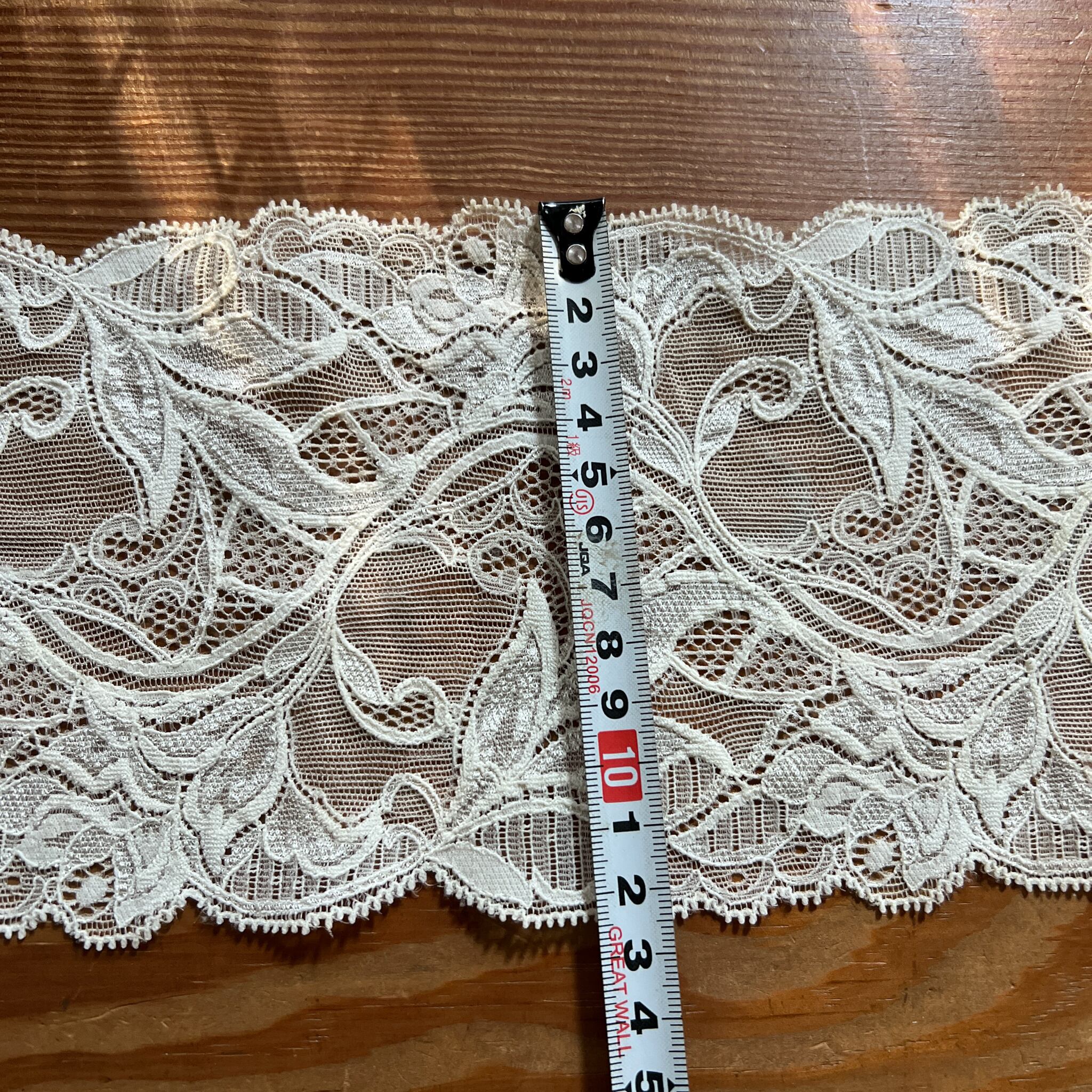 古いレース(C) ハギレ ドイリー フランスアンティーク ヴィンテージ