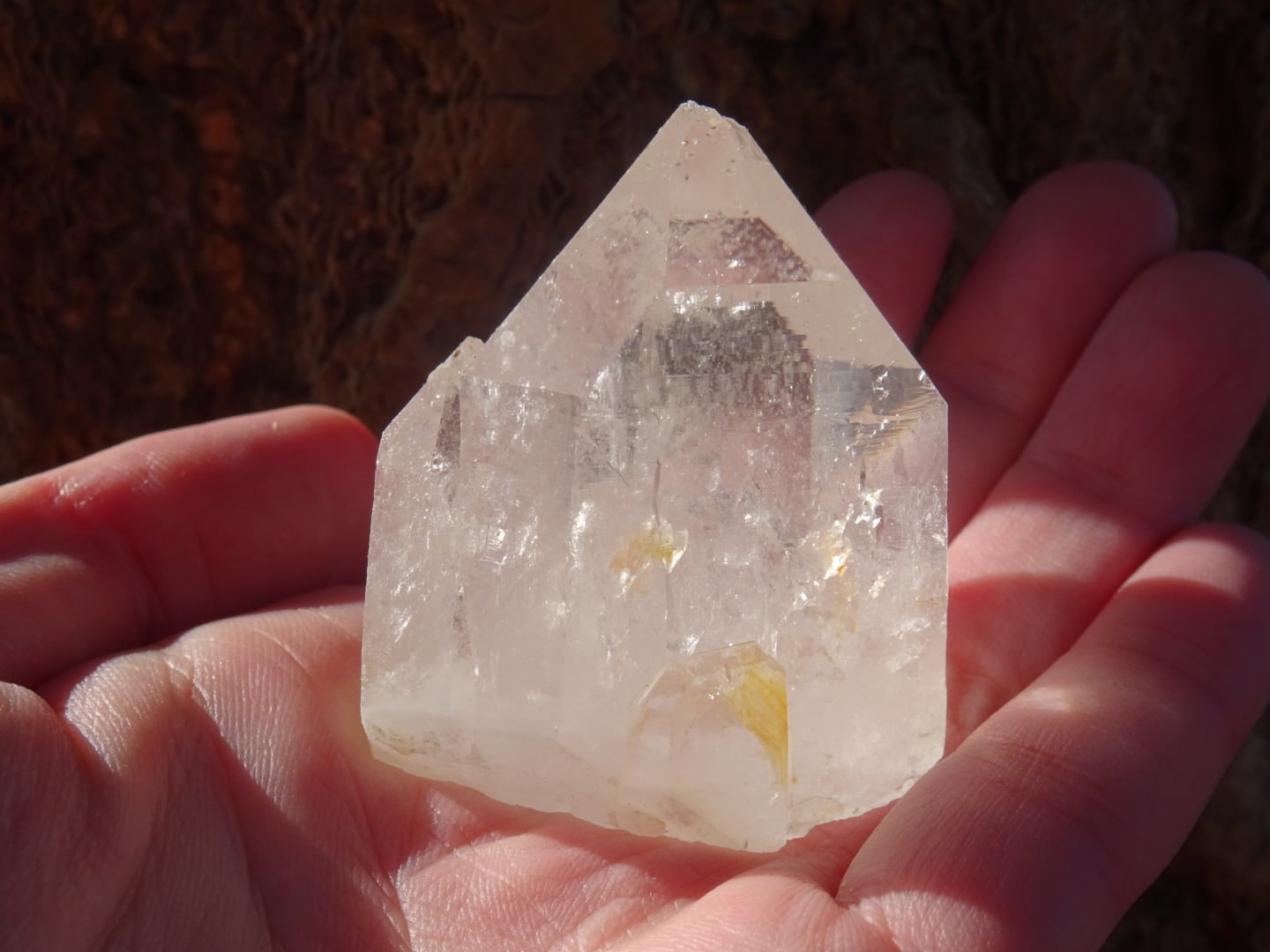 ラオスクォーツ | 虹石屋