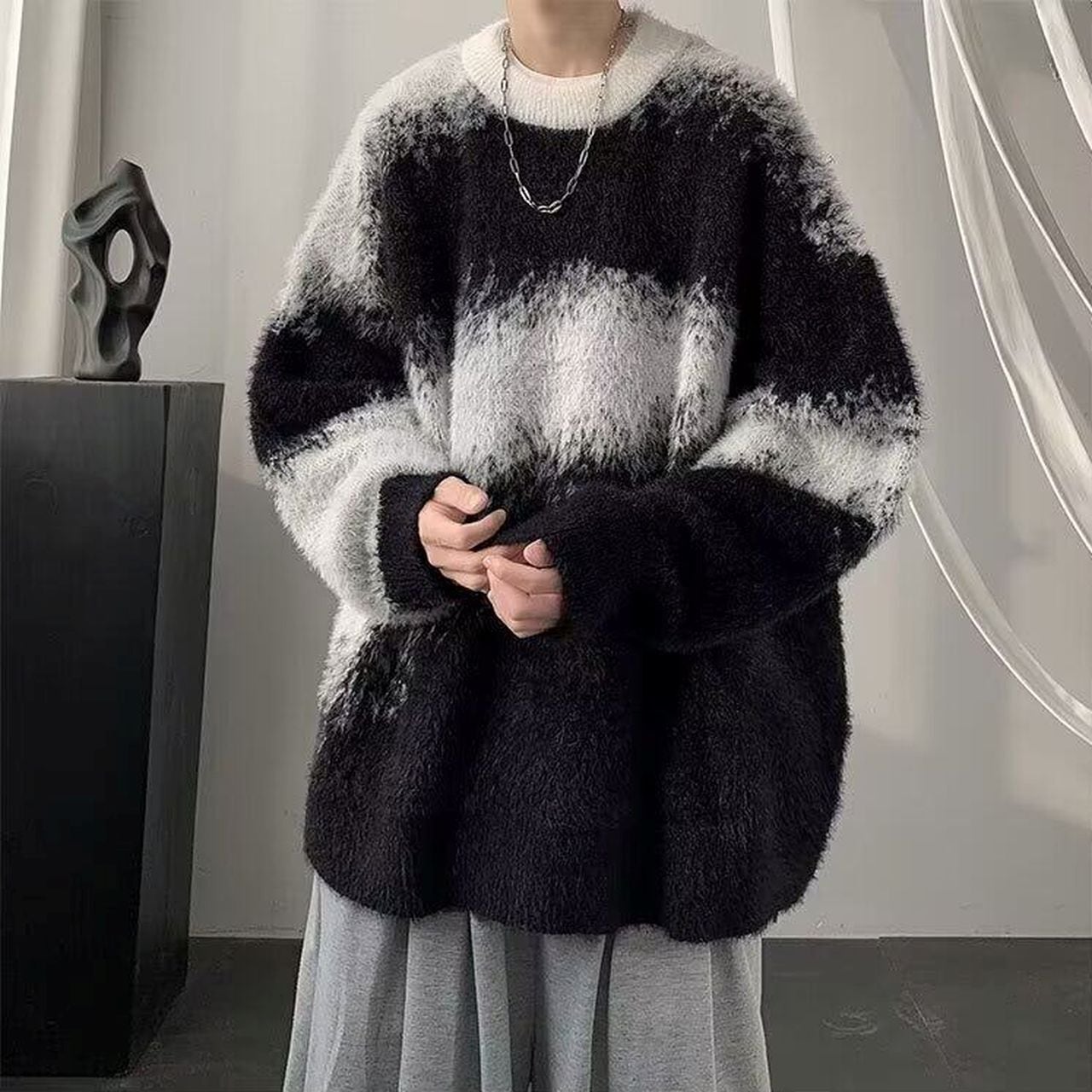 Color-block design fleece sweater(MT1711)