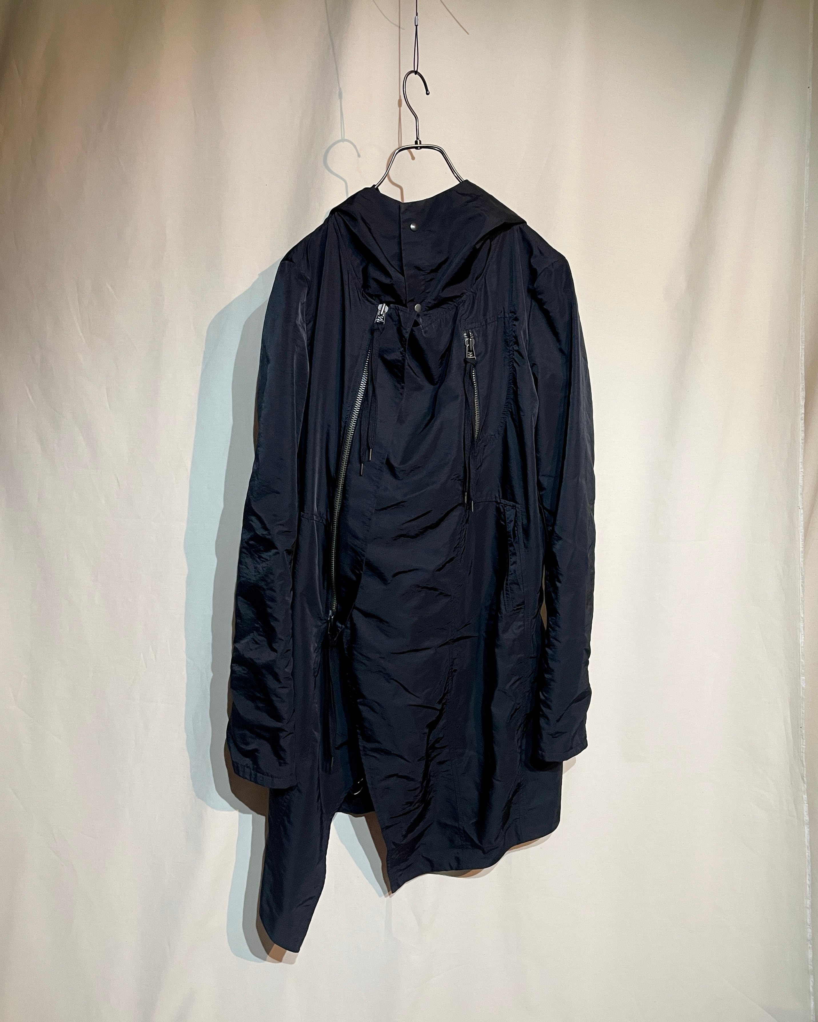 S/S2016 ARMY OF ME - Asymmetric Parachute-Belt Zip-Up Coat