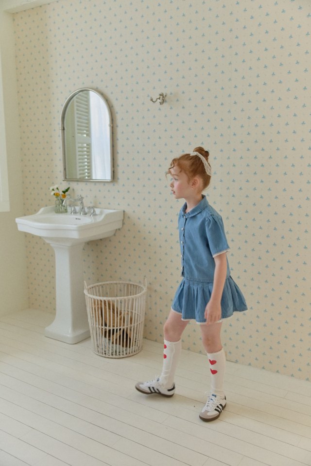 [BERRY BERRY] Denim pleated skirt (with pants inside) / [베리베리] 데님플리츠스커트(속바지있음)