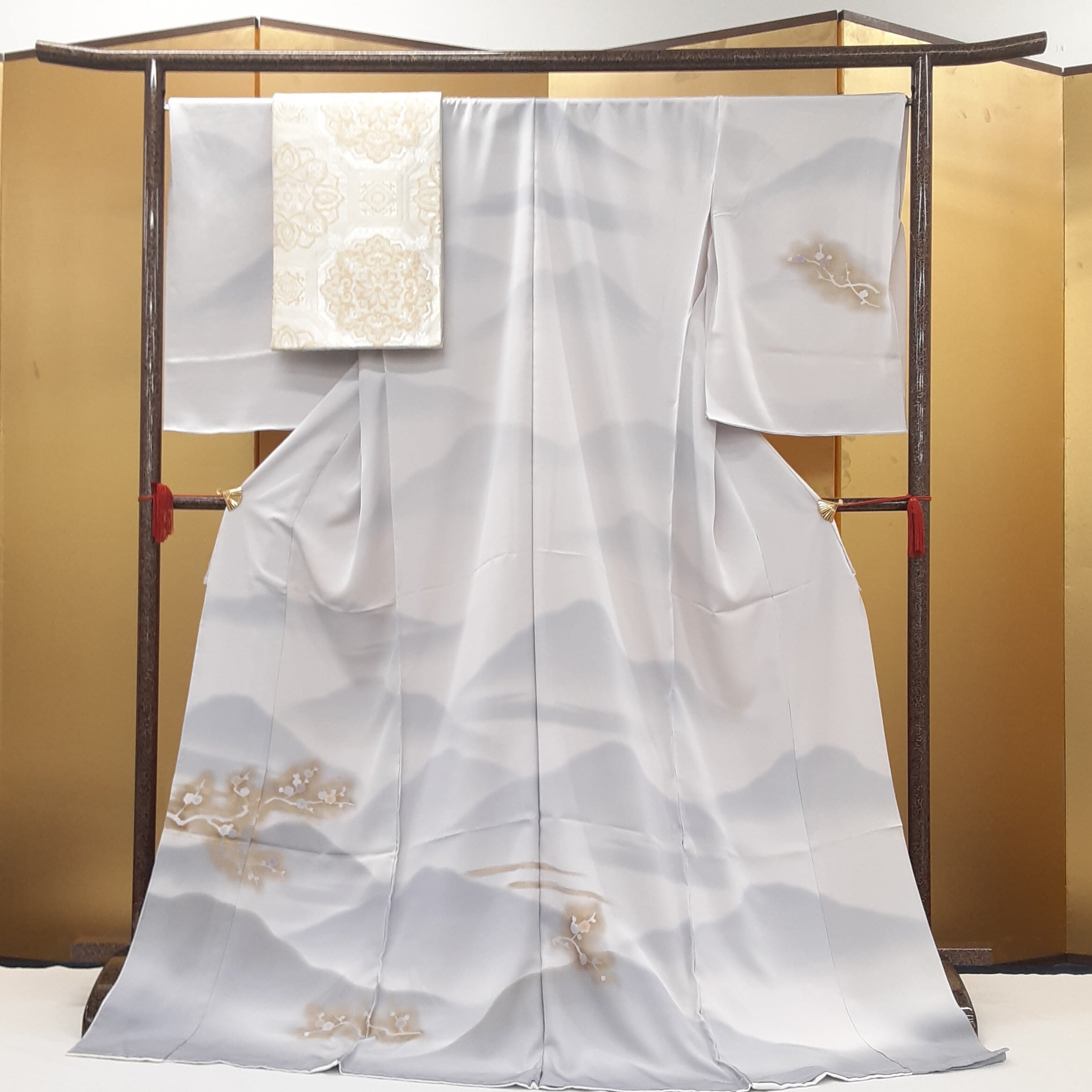 袋帯 正倉院文様 【新品】【傷あり】【仕立上がり】【送料無料 袋帯 正倉院文様 【新品】【傷あり】【仕立上がり】【送料無料