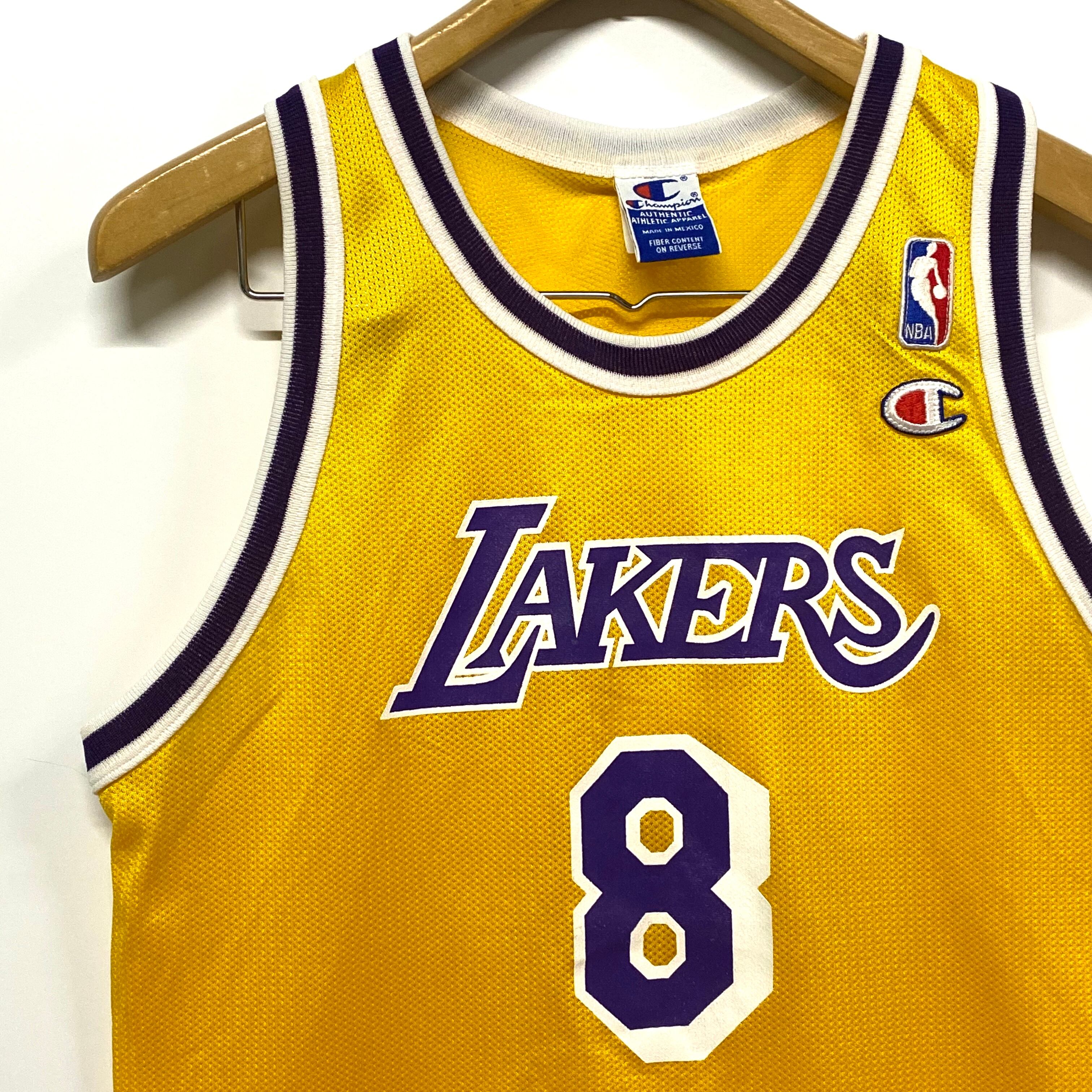 美品　NBA　コービー・ブライアント　ロサンゼルス・レイカーズ　ユニフォーム