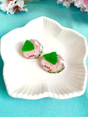 ブローチ『だる桜もち☆』