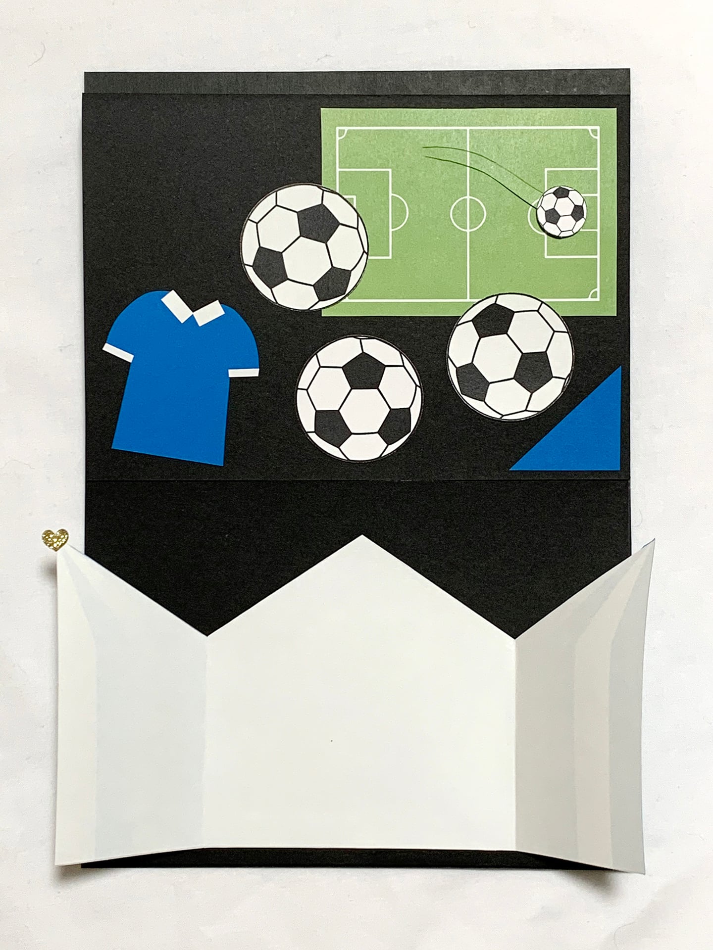完成品 仕掛けアルバム ブルー サッカー 1点 青 はる ハンドメイド仕掛けアルバム販売 完成品 仕掛けアルバム ブルー サッカー 1点 青 はる ハンドメイド仕掛けアルバム販売