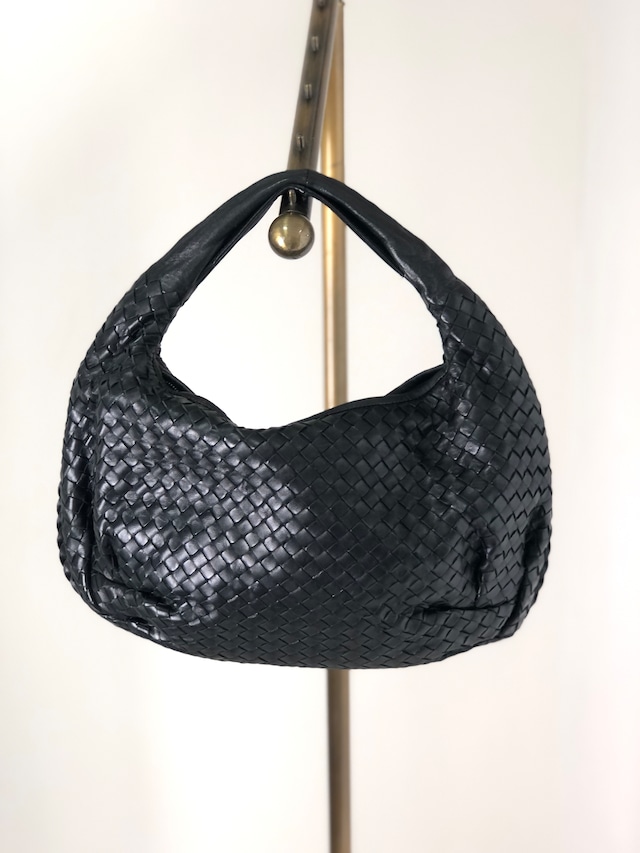 Bottega Veneta ボッテガ・ヴェネタ ショルダーバッグ ブラック レザー ホーボー vintage ヴィンテージ オールド dsj2ge