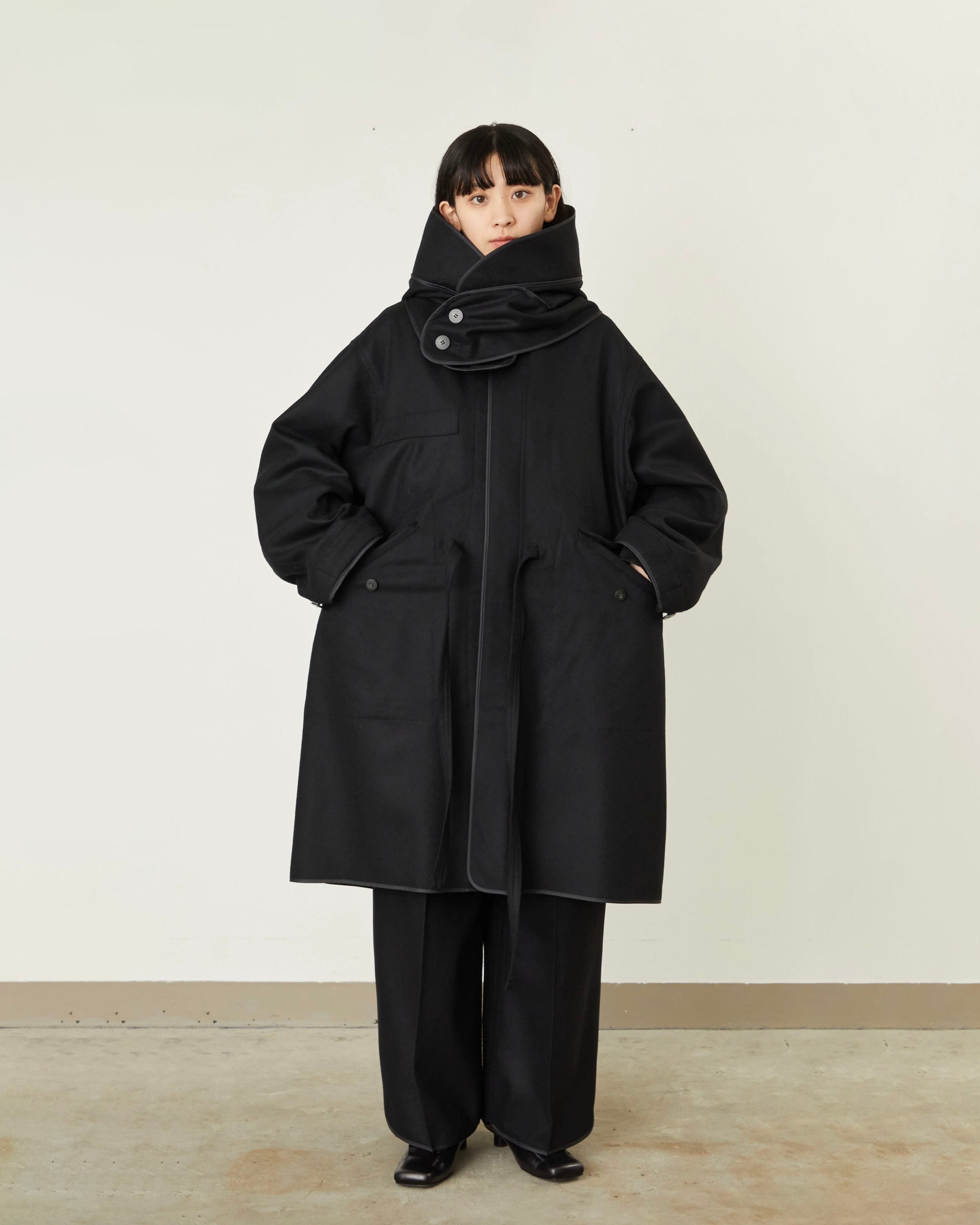i'm here - with PIPING : M-65 HOODIE COAT : black / (アイム ヒアー i'm here - with PIPING : M-65 HOODIE COAT : black / (アイム ヒアー