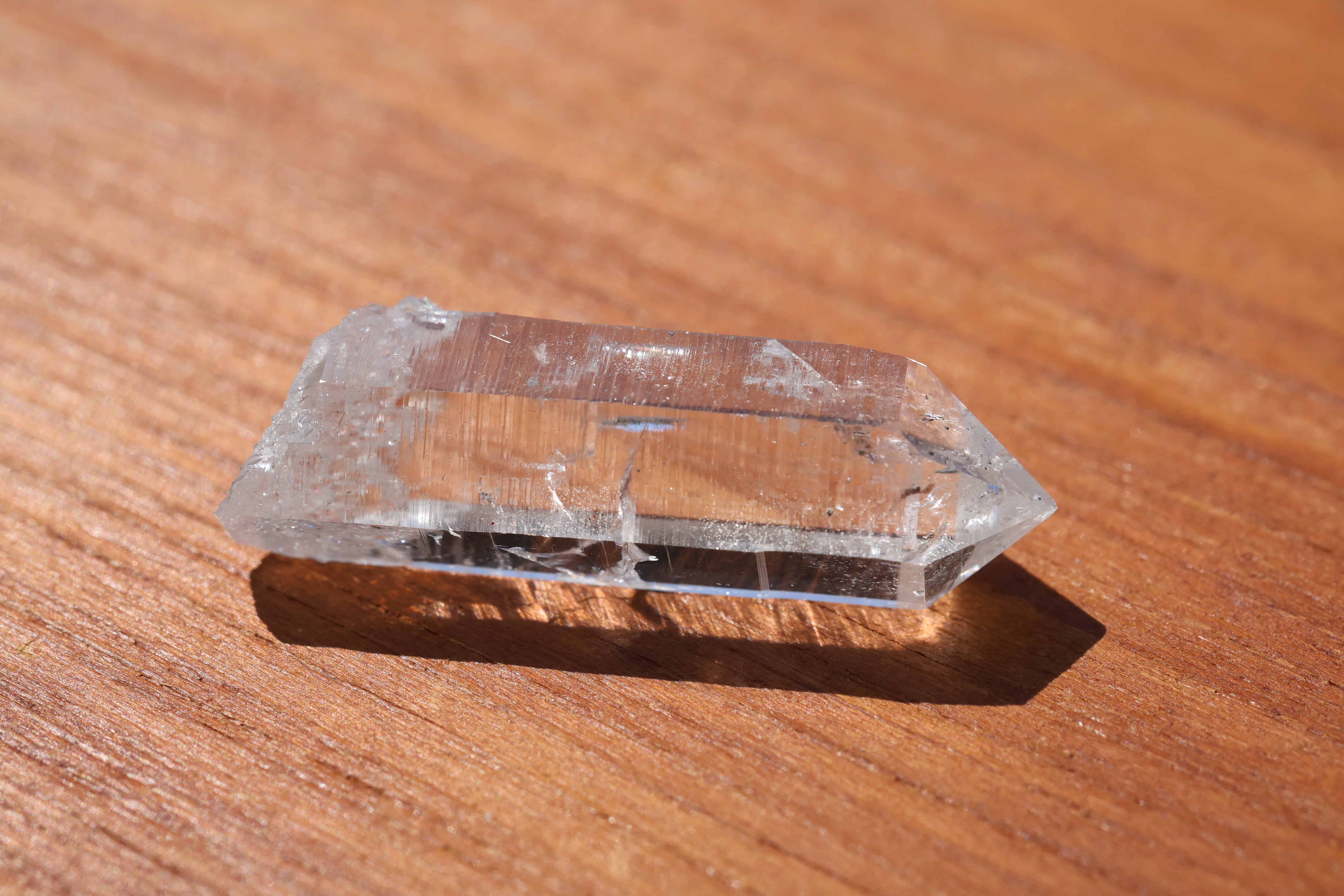 ヒマラヤ水晶 マニハール産 | 石垣島の夜光貝とヒマラヤ水晶 Laphus