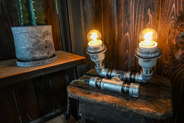 iron Creation tablelamp