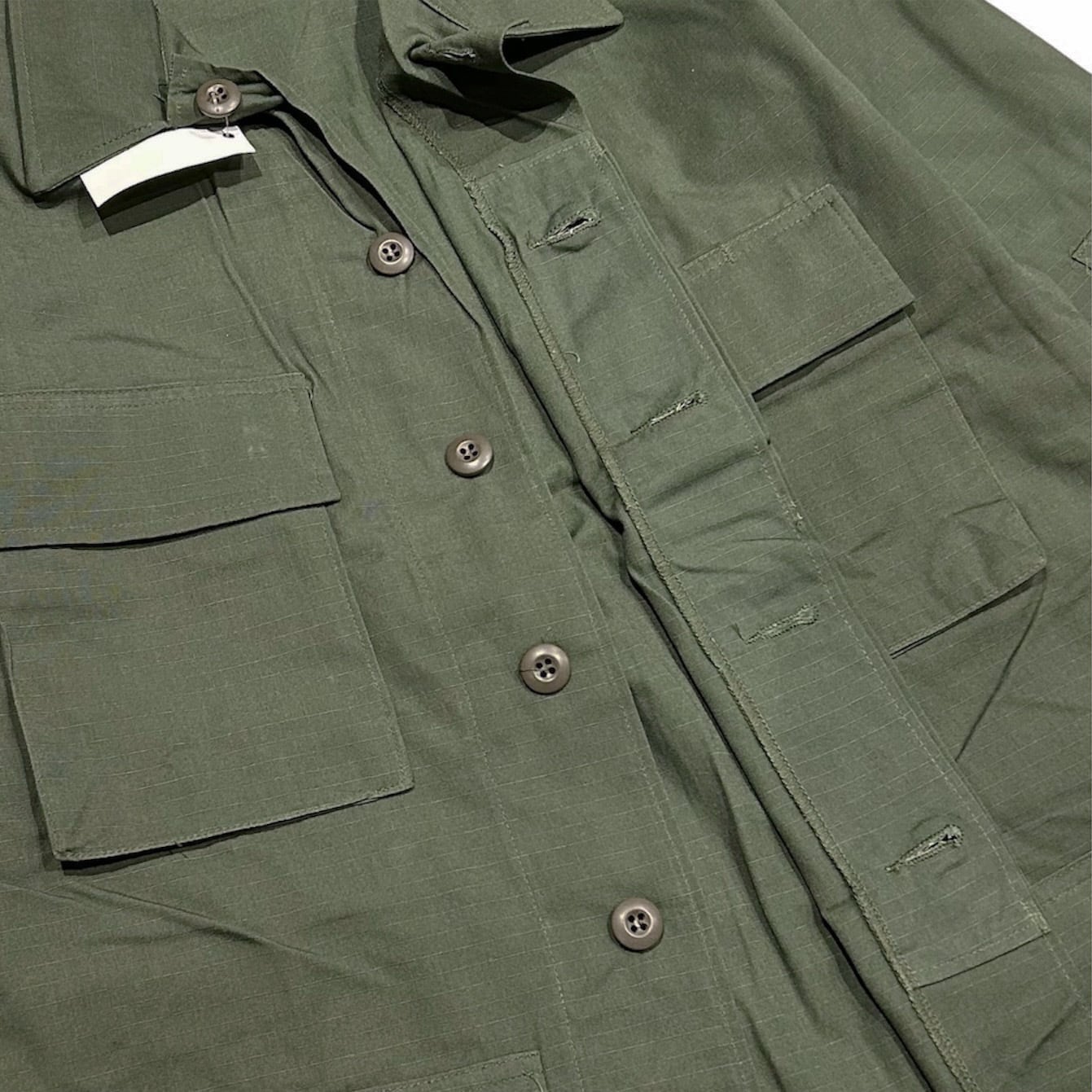 Lsize lipstop military shirt