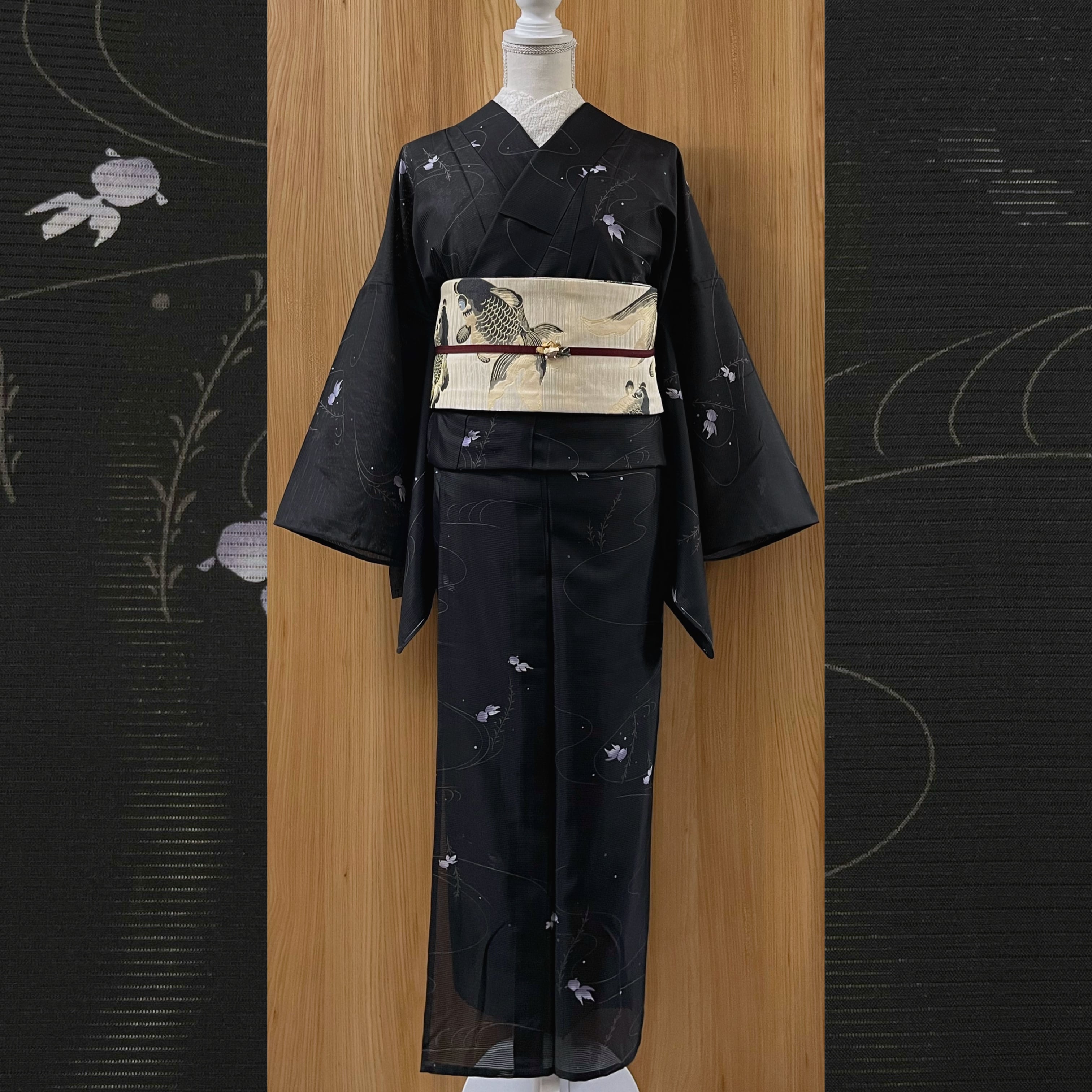アンティーク夏着物 絽 流水 魚柄 黒 新品】黒地に流水・金魚文様の洗える夏着物(絽) | きもの楸堂-kisasagedo-